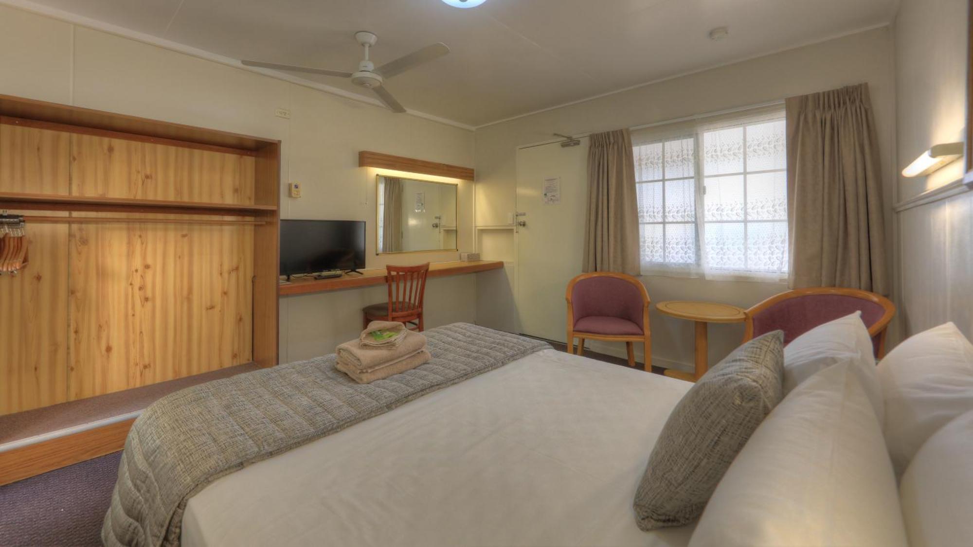 Atherton Hinterland Motel Phòng bức ảnh