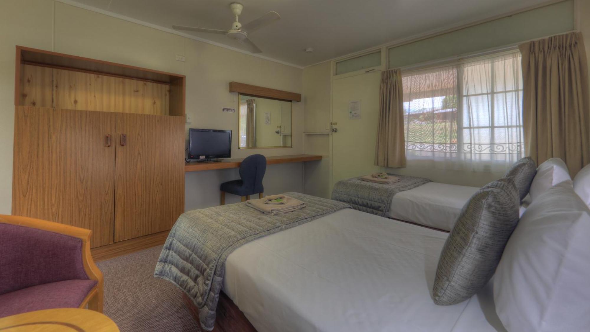 Atherton Hinterland Motel Phòng bức ảnh